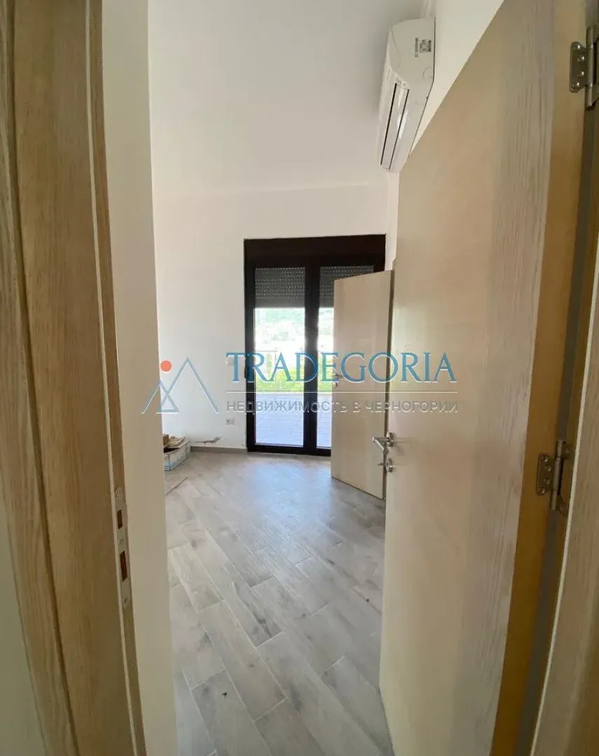 Prodaja, trosoban stan, 227m², Dobra Voda, Bar