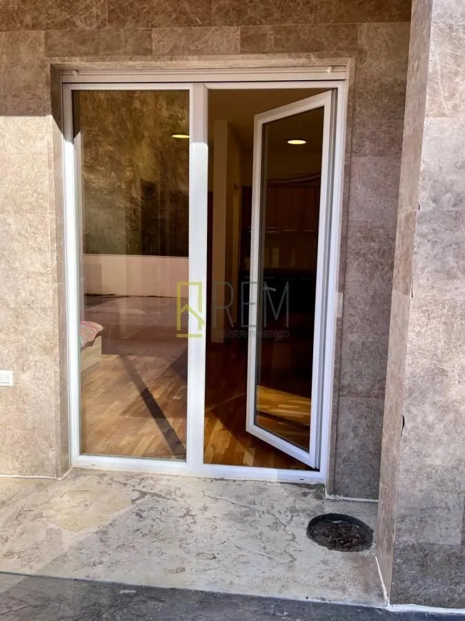 Prodaja, garsonjera, 28m², Bečići, Budva