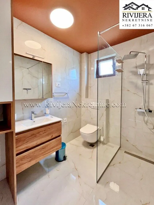 Prodaja, dvosoban stan, 70m², Kava, Tivat