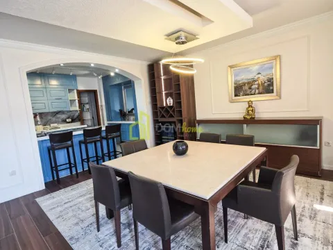 Rent, three bedroom apartment, 200m², Gorica C, Podgorica - image 13