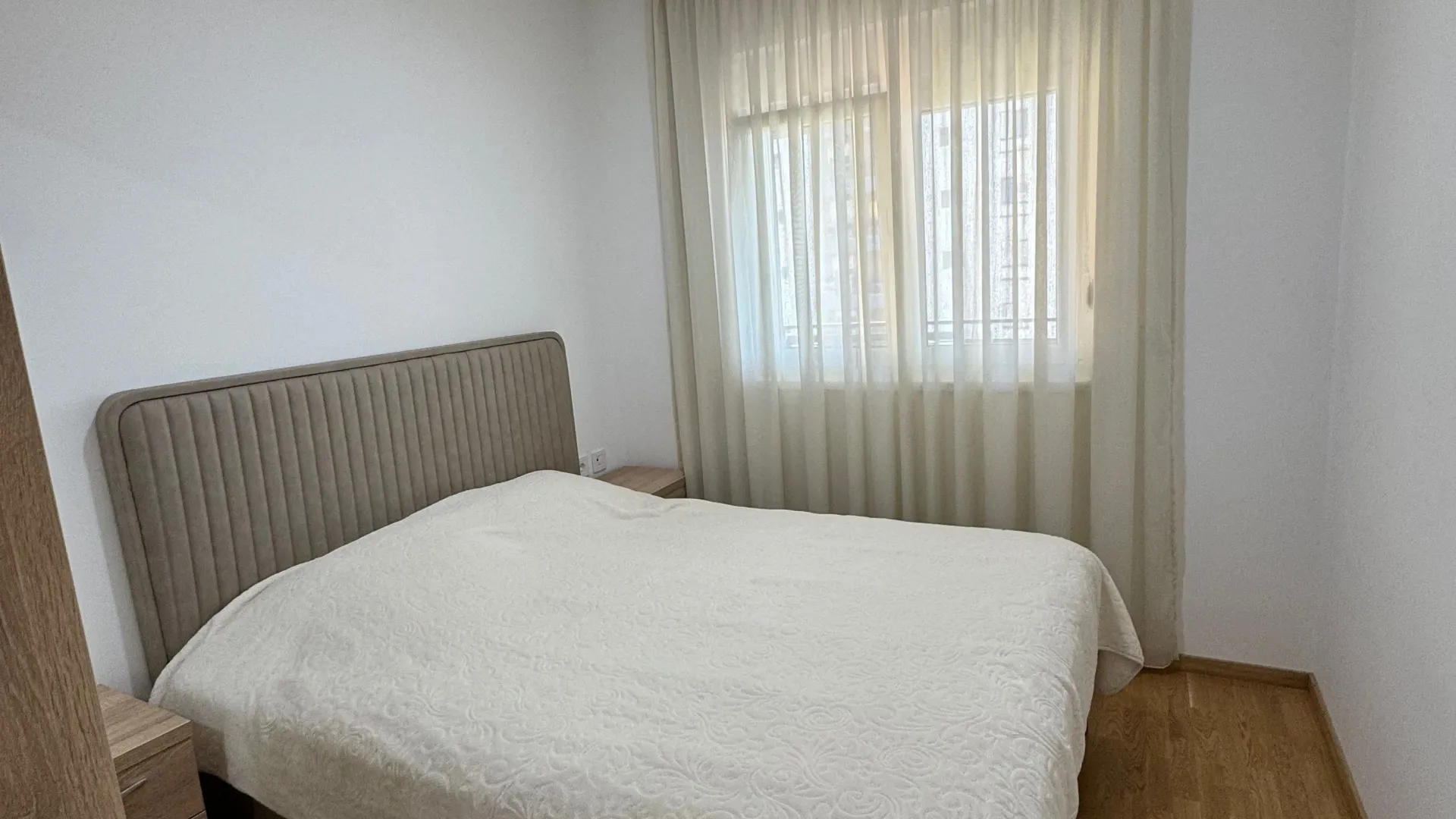 Izdavanje, jednosoban stan, 40m², Stari Aerodrom, Podgorica
