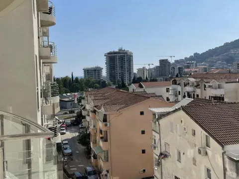 Rent, one bedroom apartment, 46m², Velji Vinogradi, Budva - image 7