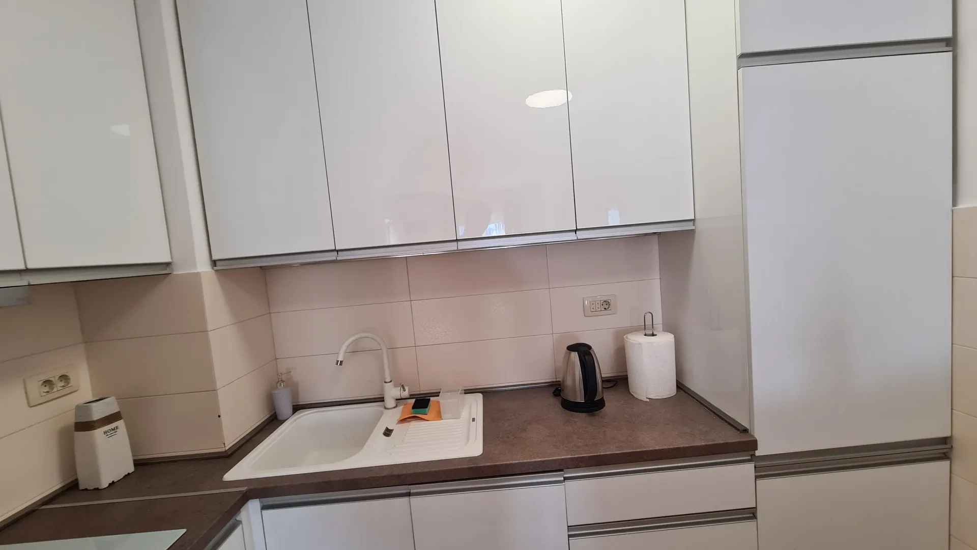 Izdavanje, jednosoban stan, 46m², City Kvart, Podgorica