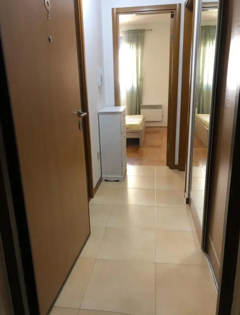 Sale, one bedroom apartment, 44m², Stari Aerodrom, Podgorica