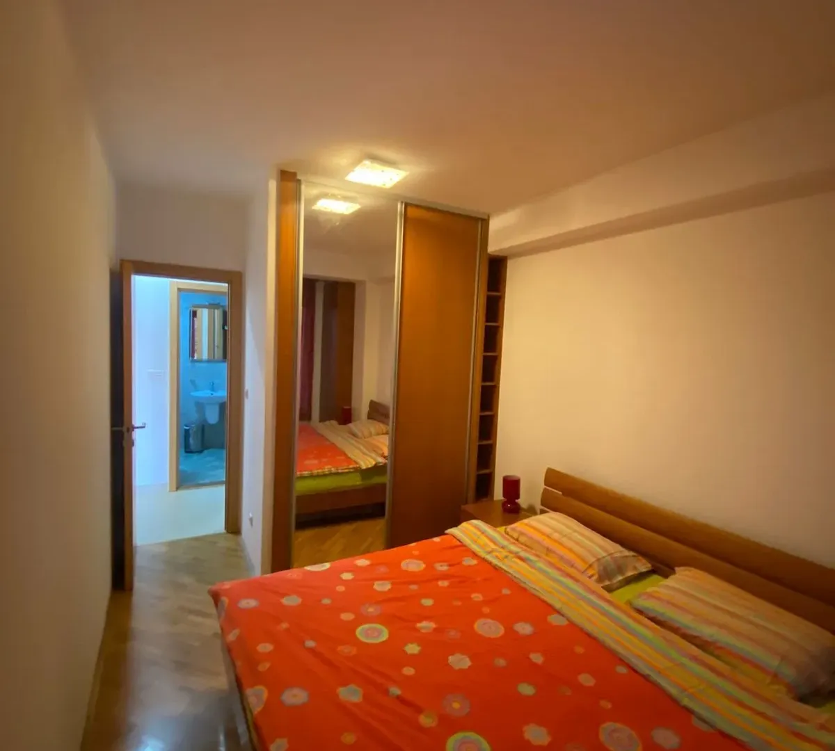 Izdavanje, jednosoban stan, 50m², Preko Morače, Podgorica