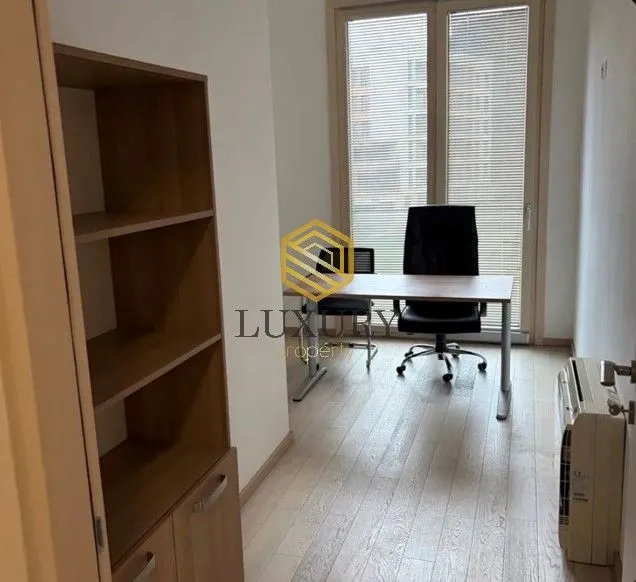 Rent, office space, 72m², Kruševac, Podgorica
