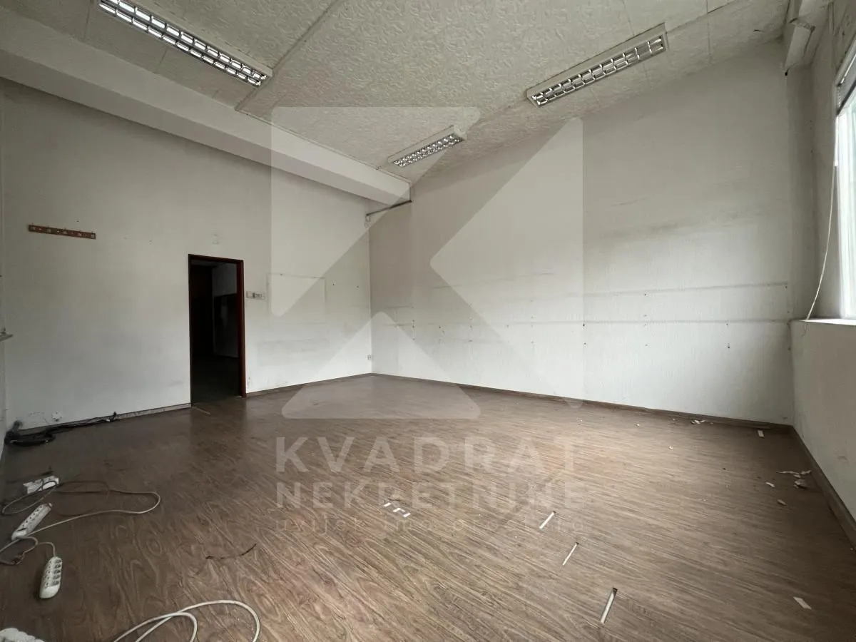 Rent, office space, 1500m², Tuški Put, Podgorica