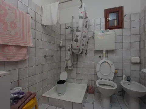Sale, house, 230m², Prčanj, Kotor - image 9