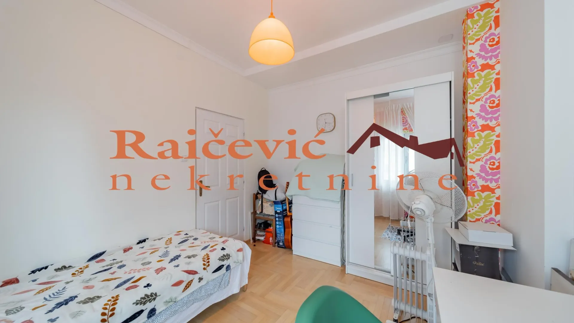 Sale, three bedroom apartment, 79m², Stari Grad, Beograd