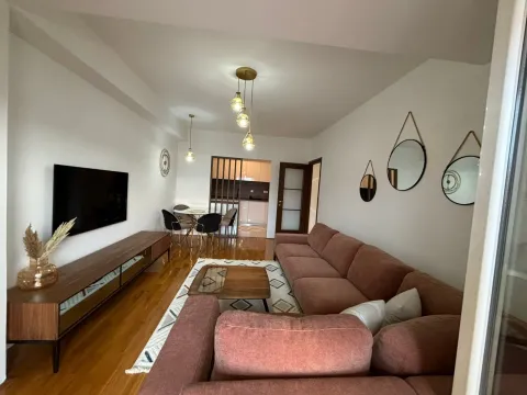 Rent, two bedroom apartment, 78m², City Kvart, Podgorica - image 2