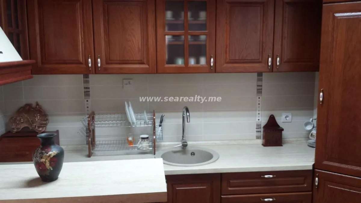 Rent, apartment, 53m², Centar, Budva