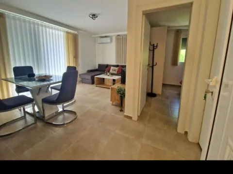 Rent, one bedroom apartment, 50m², Kavač, Kotor - image 2