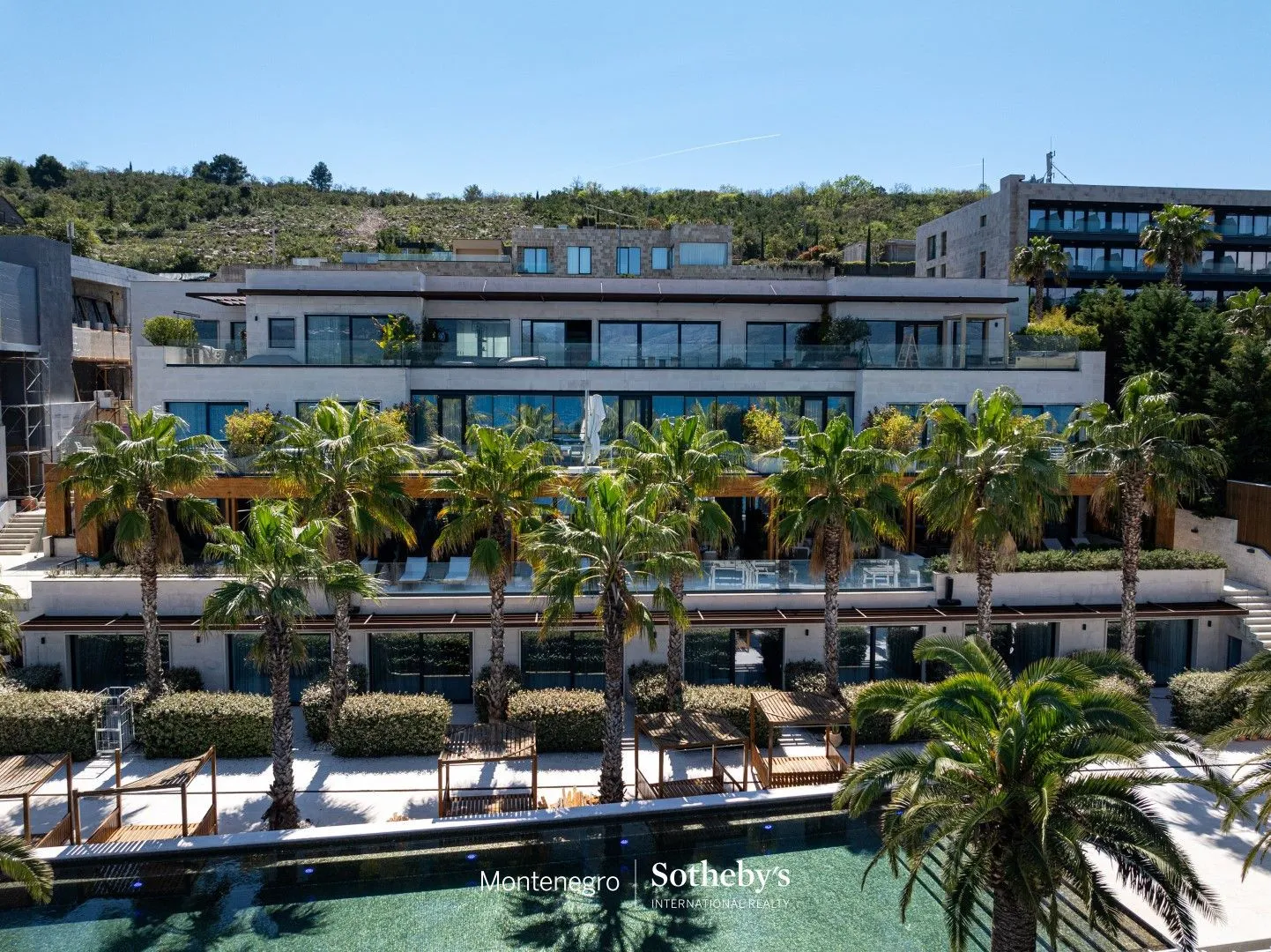 Prodaja, dvosoban stan, 300m², Đuraševići, Tivat