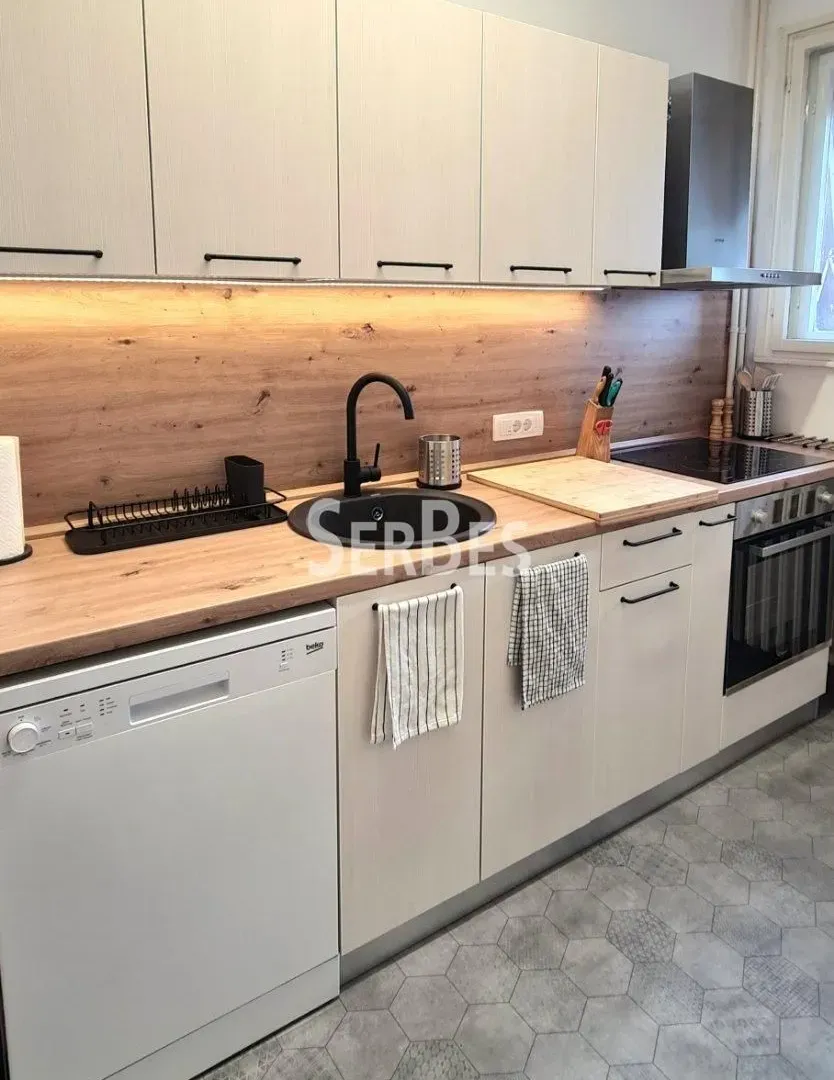 Rent, three bedroom apartment, 77m², Klinički Centar, Beograd