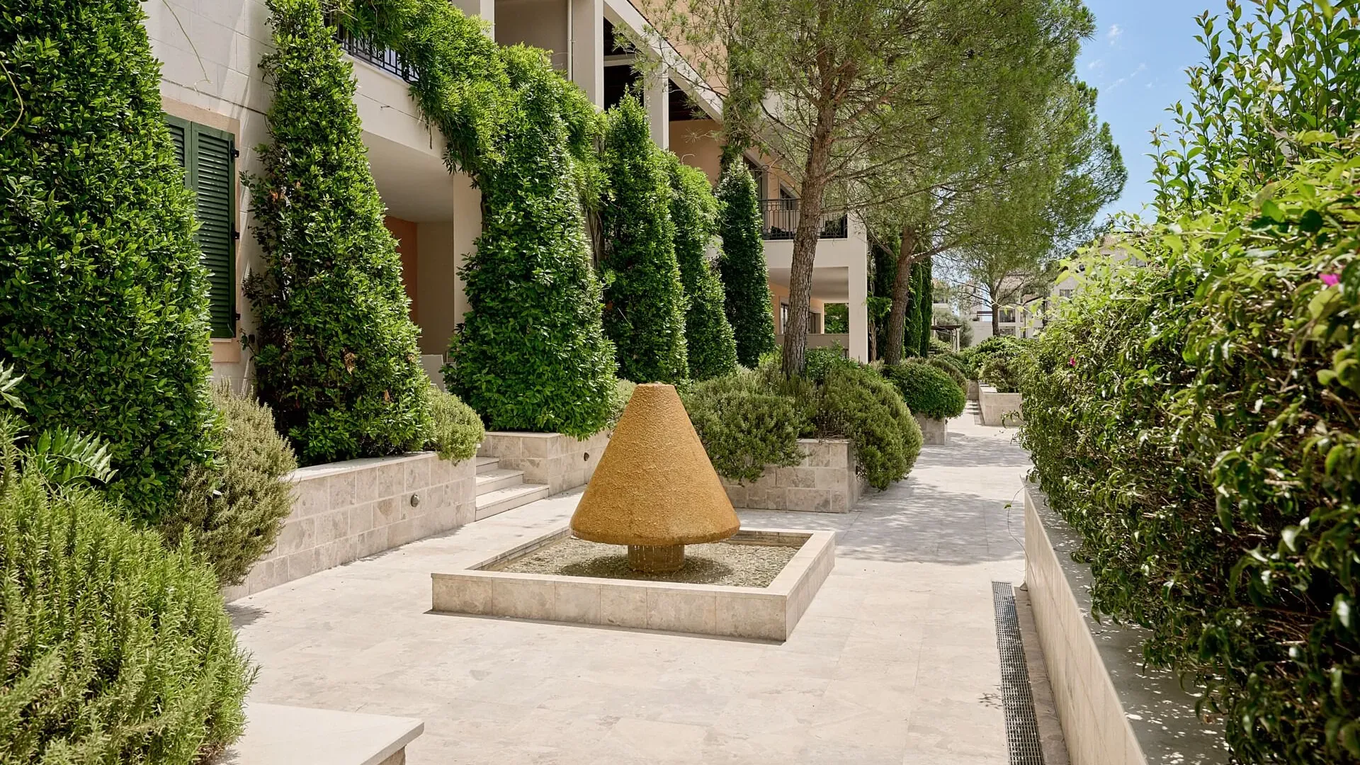 Rent, one bedroom apartment, 63m², Porto Montenegro, Tivat