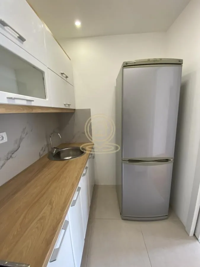 Izdavanje, trosoban stan, 58m², Bulbulder, Zvezdara Sve Podlokacije