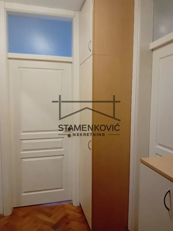 Prodaja, stan, 29m², Centar, Novi Sad