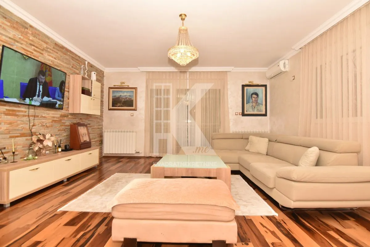 Rent, house, 175m², Vranići, Podgorica