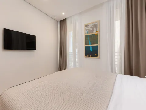 Sale, three bedroom apartment, 180m², Budva, Crna Gora - image 3