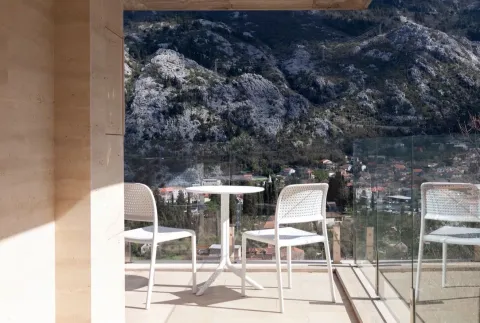 Prodaja, dvosoban stan, 136m², Škaljari, Kotor - image 12