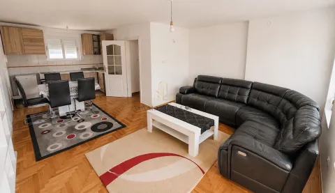 Rent, two bedroom apartment, 56m², Centar, Podgorica - image 2