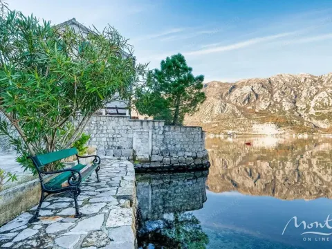 Prodaja, kuća, 333m², Kostanjica, Kotor - image 27