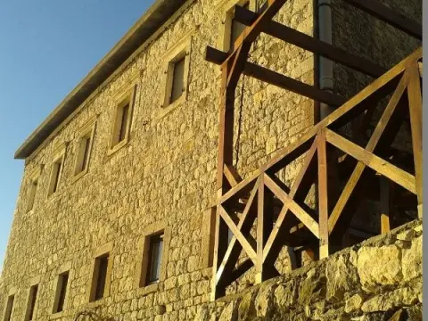Prodaja, kuća, 310m², Bar, Crna Gora - image 4