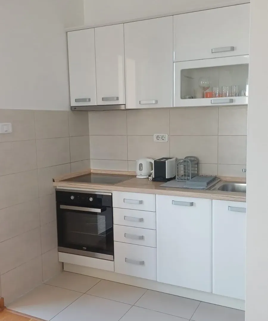 Izdavanje, jednosoban stan, 42m², City Kvart, Podgorica