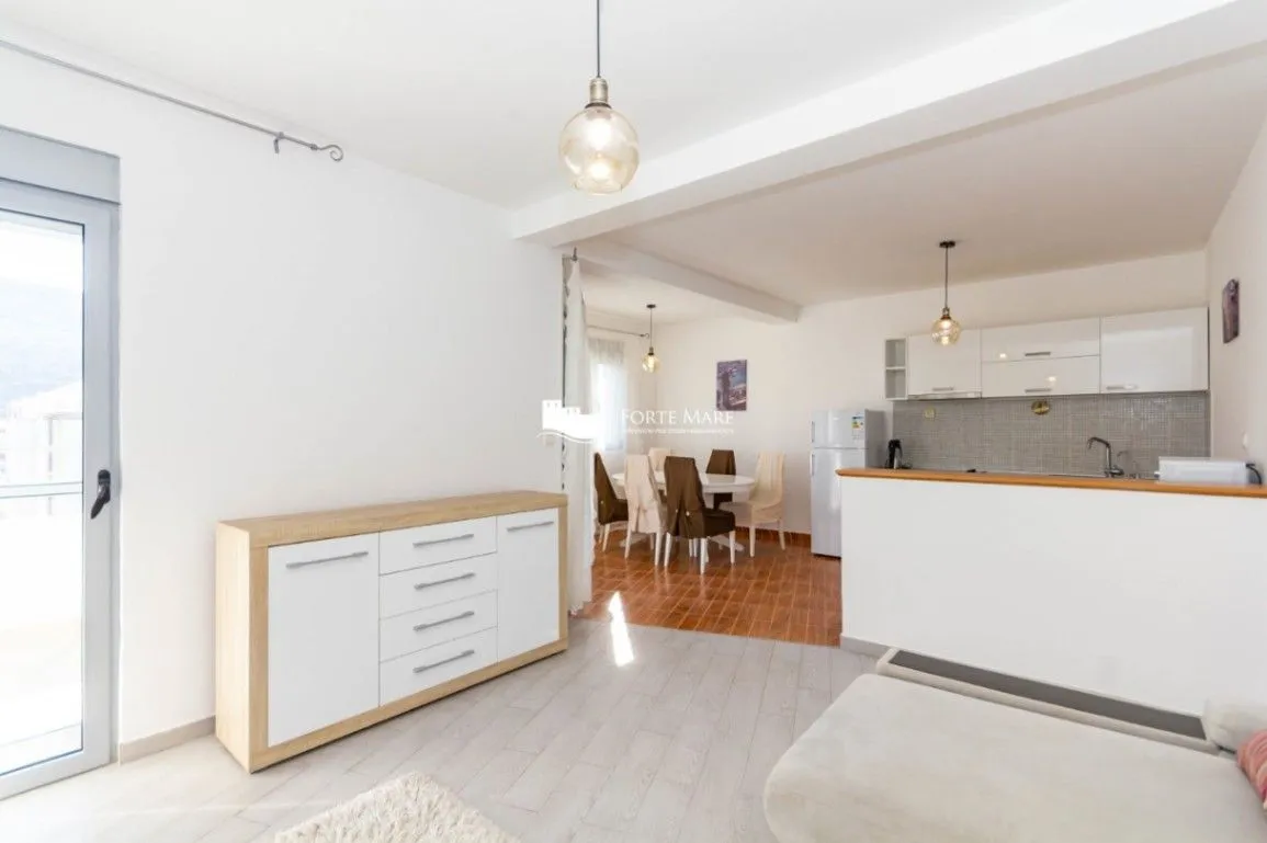 Prodaja, jednosoban stan, 55m², Đenovići, Herceg Novi