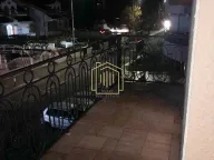 Izdavanje, jednosoban stan, 71m², Vezirov Most, Podgorica - image 10