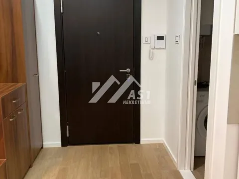 Izdavanje, dvosoban stan, 42m², Sajam, Novi Sad Sve Podlokacije - image 4