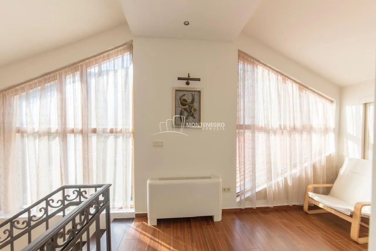 Prodaja, kuća, 186m², Orahovac, Kotor