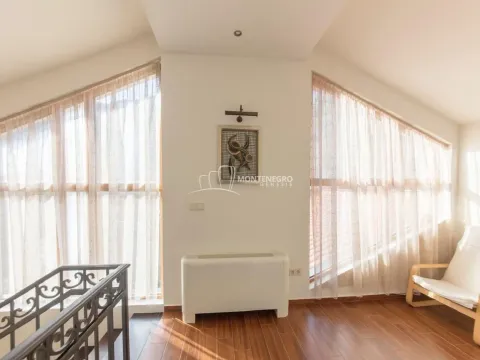 Sale, house, 186m², Orahovac, Kotor - image 6