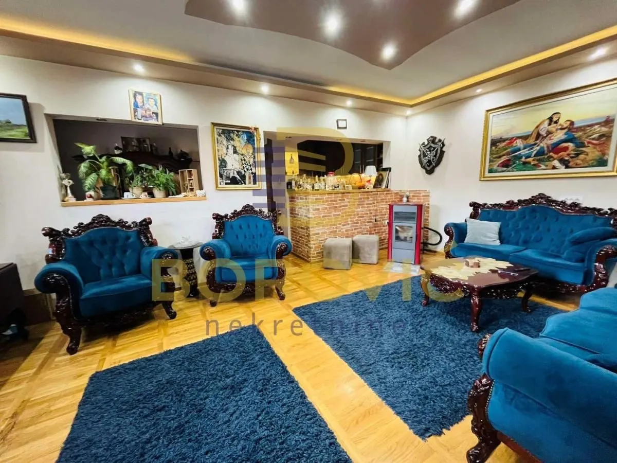 Sale, house, 188m², Krnjaca, Palilula Sve Podlokacije