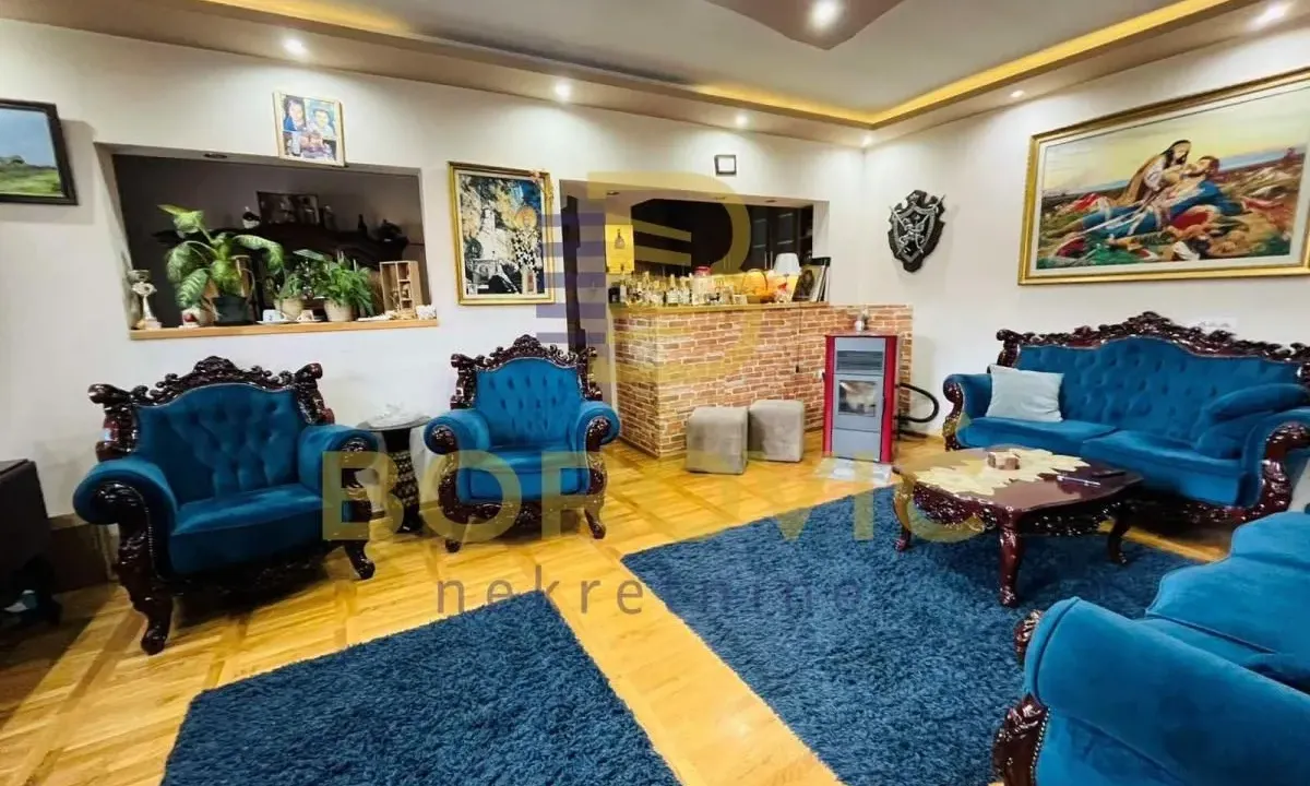 Sale, house, 188m², Krnjaca, Palilula Sve Podlokacije