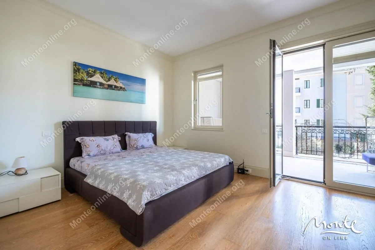 Prodaja, dvosoban stan, 115m², Porto Montenegro, Tivat