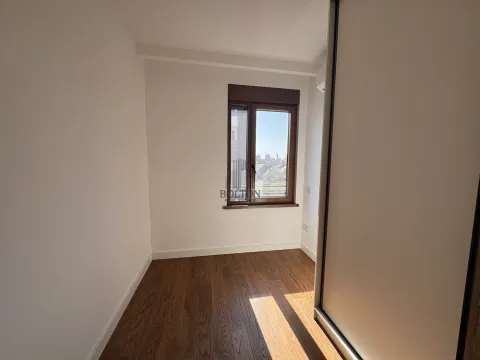 Izdavanje, trosoban stan, 62m², Zemun Sve Podlokacije, Beograd - image 8