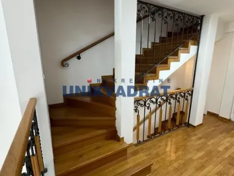 Prodaja, kuća, 320m², Višnjička Banja, Palilula Sve Podlokacije - image 17