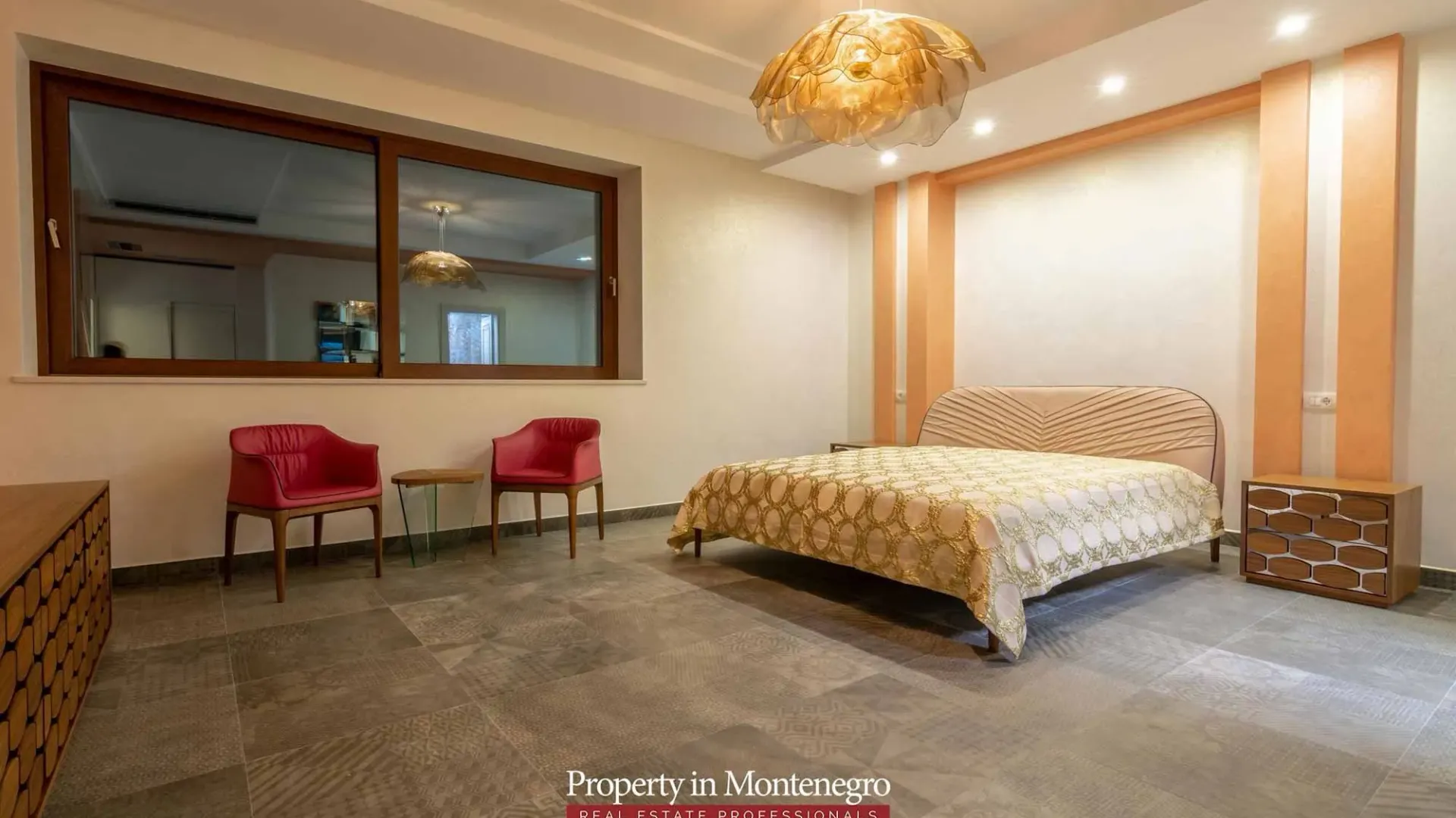 Sale, house, 831m², Bečići, Budva