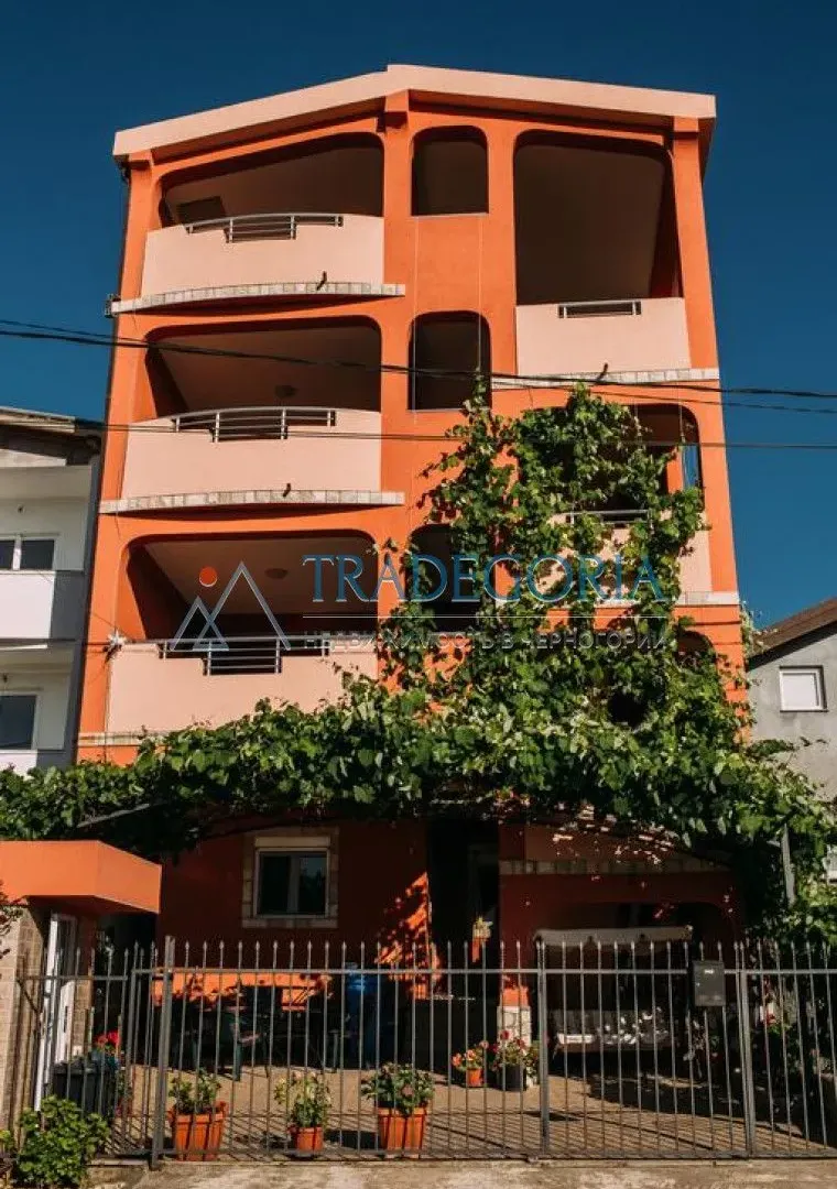 Prodaja, ugostiteljski objekat, 300m², Dobra Voda, Bar