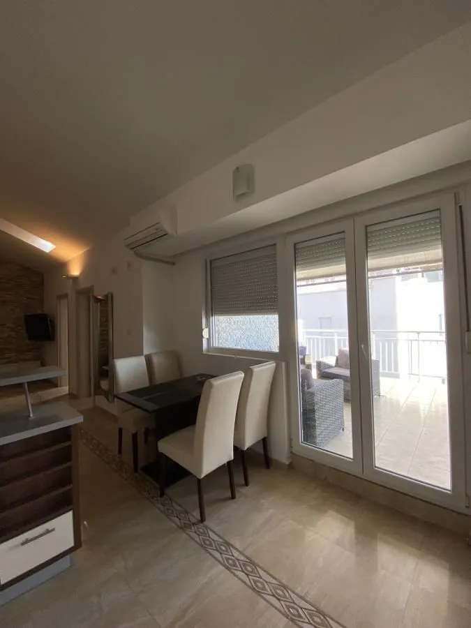 Sale, three bedroom apartment, 79m², Centar, Budva