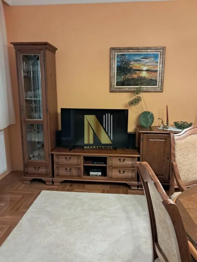 Prodaja, dvosoban stan, 49m², Centar, Subotica
