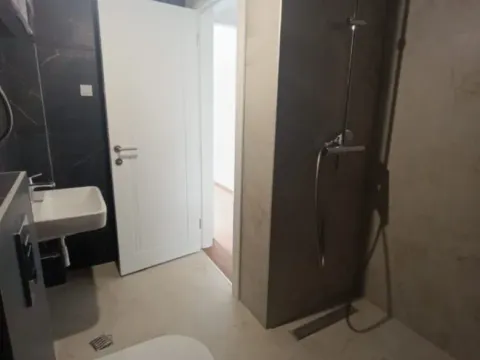 Prodaja, dvosoban stan, 59m², Tološi, Podgorica - image 8