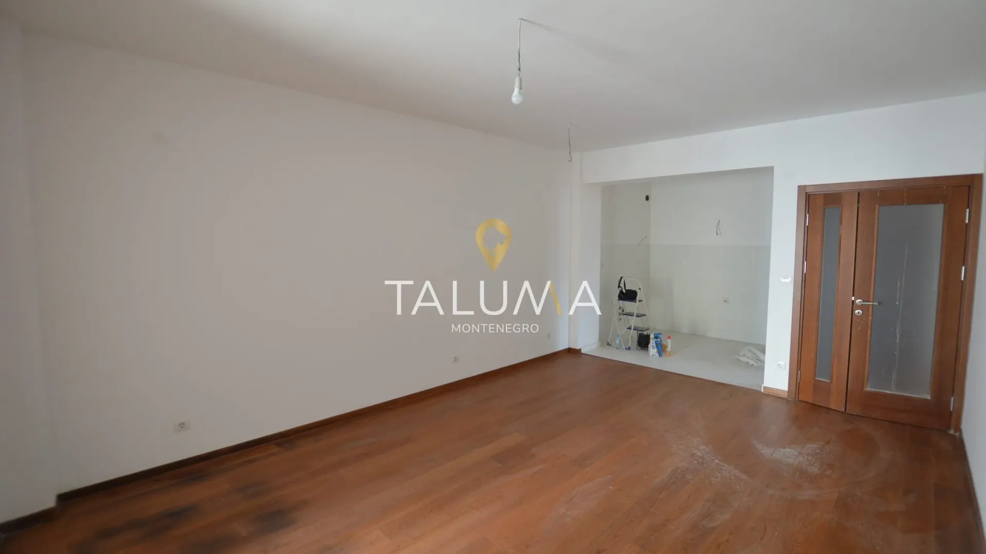 Prodaja, dvosoban stan, 69m², Momišići, Podgorica