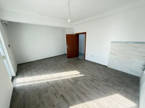 Sale, two bedroom apartment, 88m², Šušanj, Bar - image 5