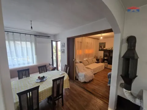 Izdavanje, kuća, 70m², Petrovaradin, Novi Sad - image 5