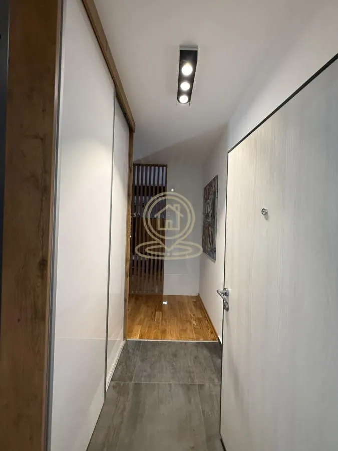 Rent, three bedroom apartment, 57m², Južni Bulevar, Vračar Sve Podlokacije