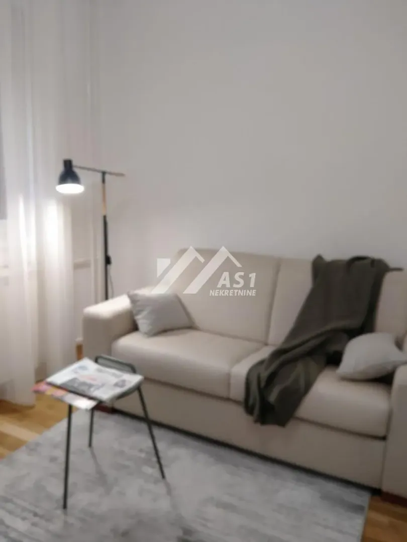 Izdavanje, trosoban stan, 72m², Sajam, Novi Sad Sve Podlokacije