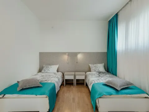 Prodaja, kuća, 236m², Njivice, Herceg Novi - image 12