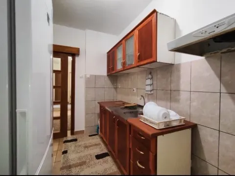 Izdavanje, dvosoban stan, 64m², Stari Aerodrom, Podgorica - image 10